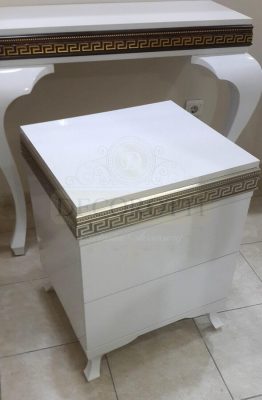 versace komodin